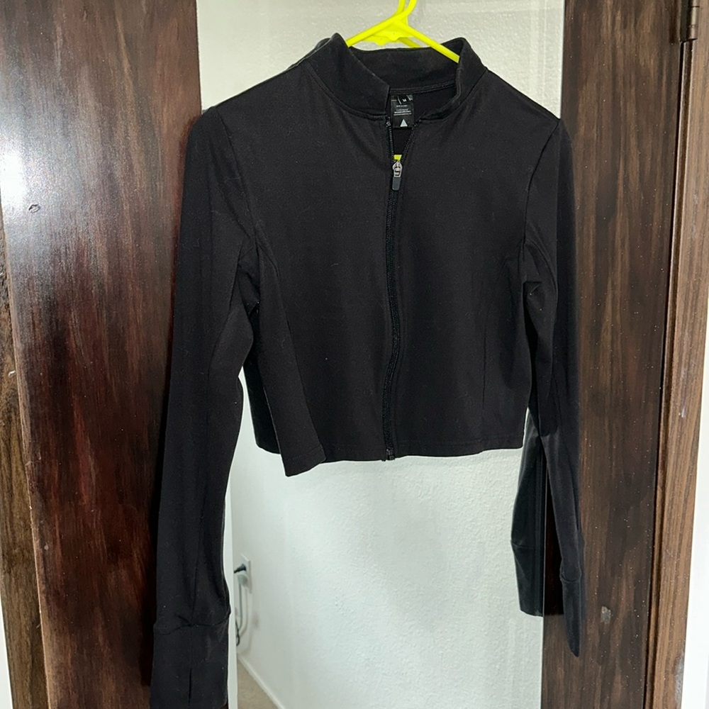 Balance Athletica Black cropped Jacket, Size Medium
